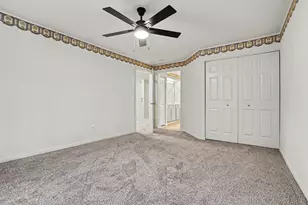 2071 Avalon Ct, Northbrook, IL 60062 - Photo 9
