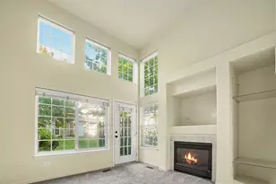 2071 Avalon Ct, Northbrook, IL 60062 - Photo 3