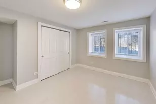 313 E 60th St, Chicago, IL 60637 - Photo 33