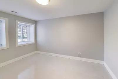 313 E 60th Street #1, Chicago, IL 60637 - Photo 35