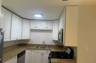 1321 N Baldwin Ct, Palatine, IL 60074 - Photo 5