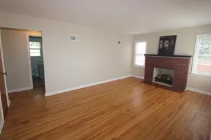 704 Woodlawn Ave, Joliet, IL 60435 - Photo 11