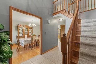 402 Hollyridge Ct, Saint John, IL 61873 - Photo 7