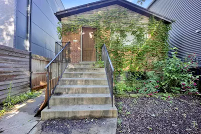1746 N Albany Avenue, Chicago, IL 60647 - Photo 1