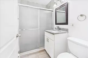 29 N Metropolitan Ave, Waukegan, IL 60085 - Photo 7
