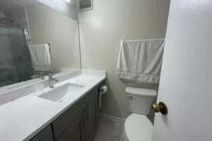 480 N McClurg Ct, Chicago, IL 60611 - Photo 17