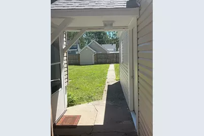 272 S Forest Avenue, Bradley, IL 60915 - Photo 23