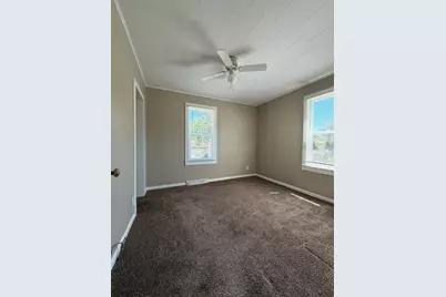 272 S Forest Avenue, Bradley, IL 60915 - Photo 15