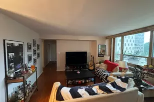 3950 N Lake Shore Dr, Chicago, IL 60613 - Photo 11
