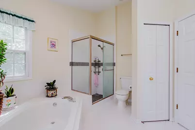 1438 Della Drive, Hoffman Estates, IL 60169 - Photo 23