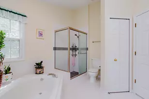 1438 Della Dr, Hoffman Estates, IL 60169 - Photo 23