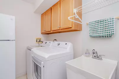 1438 Della Drive, Hoffman Estates, IL 60169 - Photo 19