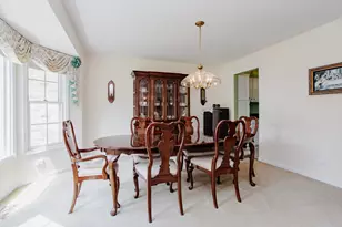 1438 Della Dr, Hoffman Estates, IL 60169 - Photo 13