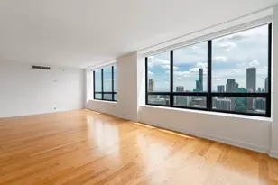 180 E Pearson St, Chicago, IL 60611 - Photo 5