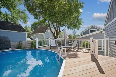 60 N Wisconsin Street, Carpentersville, IL 60110 - Photo 21
