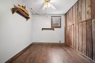60 N Wisconsin Street, Carpentersville, IL 60110 - Photo 19