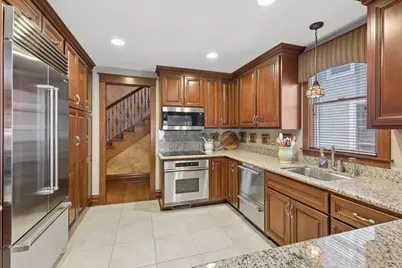 132 N Catherine Street, La Grange, IL 60525 - Photo 5