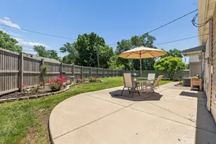627 Glen Ave, Romeoville, IL 60446 - Photo 25