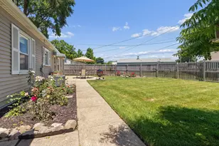 627 Glen Ave, Romeoville, IL 60446 - Photo 29