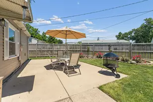 627 Glen Ave, Romeoville, IL 60446 - Photo 27