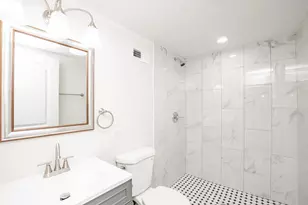 10048 S St Lawrence Ave, Chicago, IL 60628 - Photo 15
