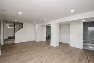 10048 S St Lawrence Ave, Chicago, IL 60628 - Photo 13