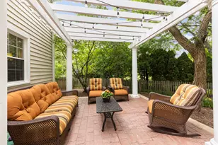 706 Alexandria Dr, Naperville, IL 60565 - Photo 33