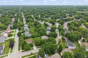 706 Alexandria Dr, Naperville, IL 60565 - Photo 49