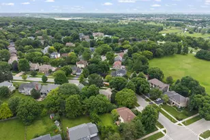 706 Alexandria Dr, Naperville, IL 60565 - Photo 47