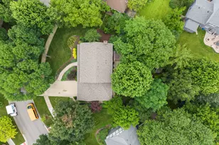 706 Alexandria Dr, Naperville, IL 60565 - Photo 41