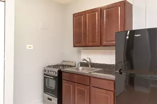 4735 N Beacon St, Chicago, IL 60640 - Photo 3