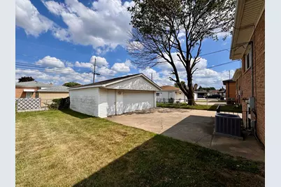 519 Paxton Avenue, Calumet City, IL 60409 - Photo 27