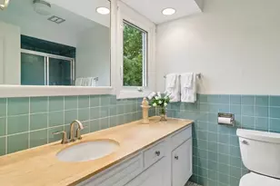 123 N Peartree Ln, Arlington Heights, IL 60004 - Photo 17