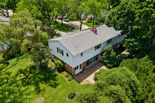 123 N Peartree Ln, Arlington Heights, IL 60004 - Photo 29