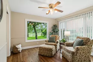 123 N Peartree Ln, Arlington Heights, IL 60004 - Photo 5