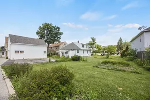 239 Burchell Ave, Highwood, IL 60040 - Photo 19