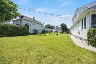 239 Burchell Ave, Highwood, IL 60040 - Photo 3