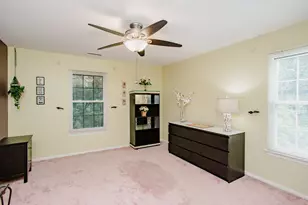 1401 Plum Ct, Mount Prospect, IL 60056 - Photo 15