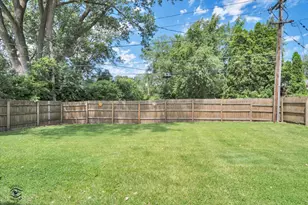 196 Westwood Dr, Park Forest, IL 60466 - Photo 23