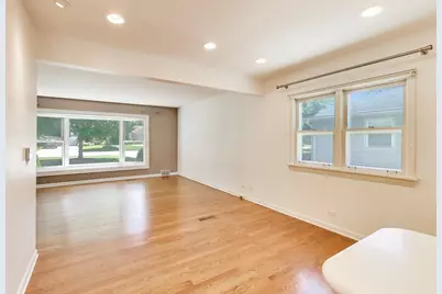 1010 Lyford Lane, Wheaton, IL 60189 - Photo 7