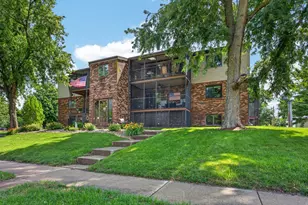 824 McGregor St, Bloomington, IL 61701 - Photo 27