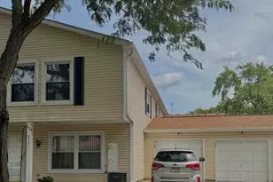 2171 Heather Ln, Palatine, IL 60074 - Photo 3