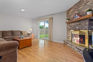 815 Claridge Ct, Schaumburg, IL 60193 - Photo 17