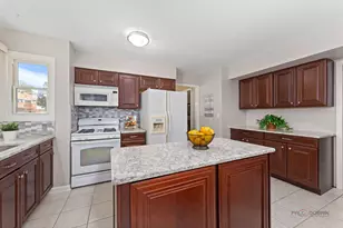 815 Claridge Ct, Schaumburg, IL 60193 - Photo 13