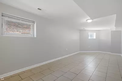 10144 S Union Avenue, Chicago, IL 60628 - Photo 15