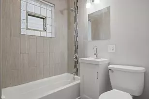 10144 S Union Ave, Chicago, IL 60628 - Photo 7