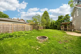 316 E Division St, Lockport, IL 60441 - Photo 21