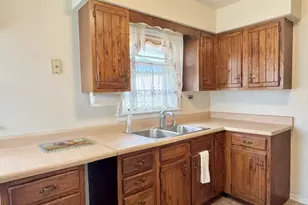 1978 Spruce Ave, Des Plaines, IL 60016 - Photo 9