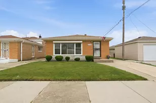 1014 W 109th Pl, Chicago, IL 60643 - Photo 1
