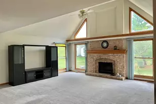 780 Sigmund Rd, Naperville, IL 60563 - Photo 5
